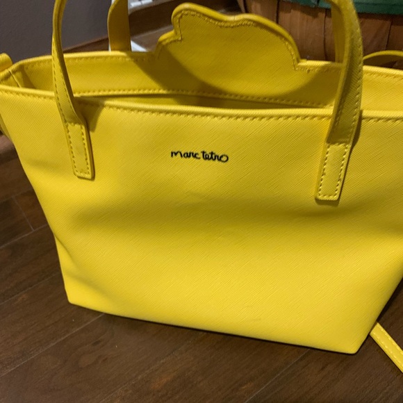 Marc Tetro Yellow Dachshund Bags Set with crystal bag charm EUC - Picture 3 of 6